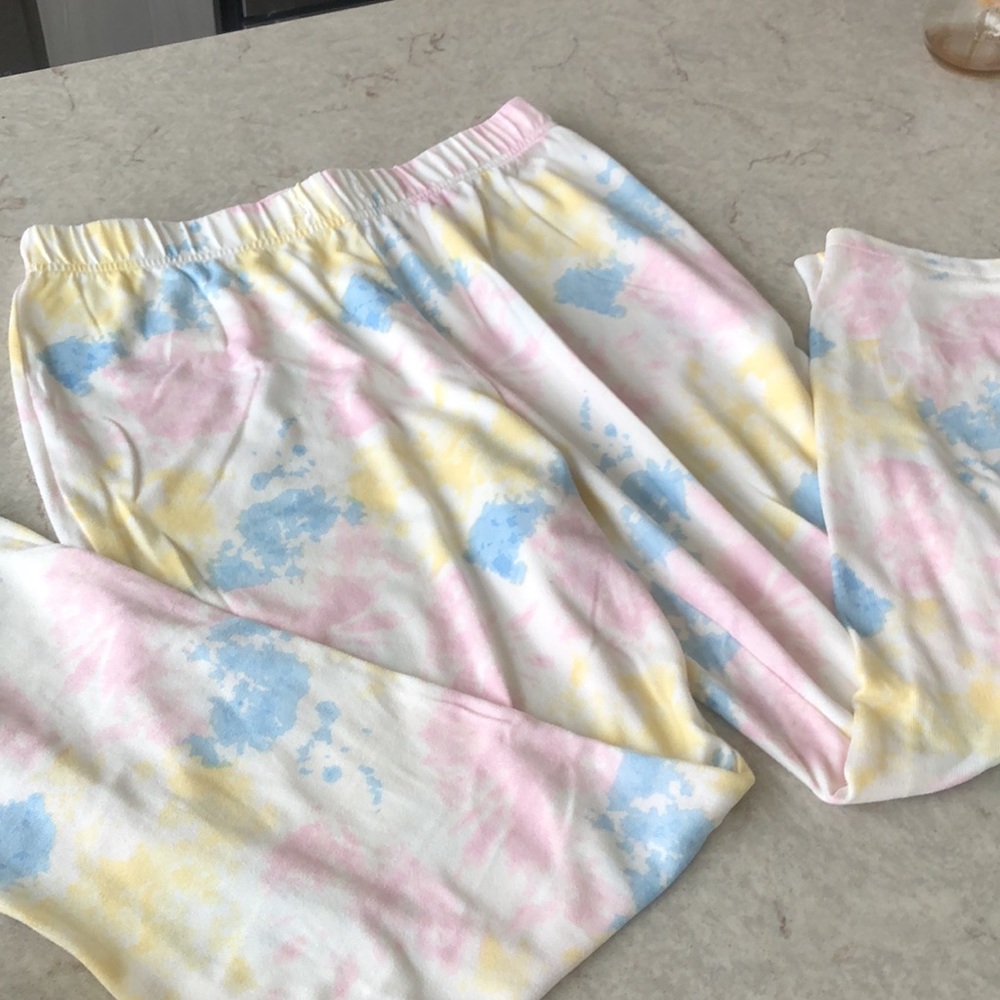 Pj set - Picture 2 of 2